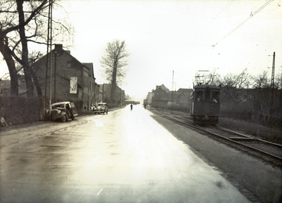 1075 In de nacht van zaterdag 24 op zondag 25 januari 1948 vond er op de Kaalheidersteenweg een auto-ongeluk plaats, ...
