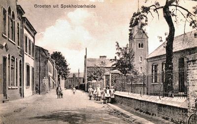 2128 De school en de kerk aan de Patronaatstraat te Spekholzerheide