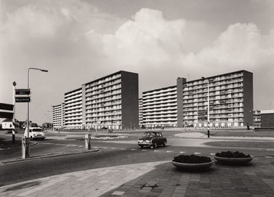 2731 Flats aan de Zonstraat gezien van uit de Niersprinkstraat