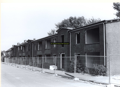 F006746 Rondweg tijdens de sloop, tussen Dr. A. Kuyperstraat en Sint-Nicolaasdijk,gezien vanaf de Dr. A. Kuyperstraat.