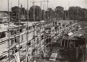 F000135 Nieuwbouw van flatwoningen aan de Arent toe Boecopsingel (tegenwoordig de Koning Abelsingel)..