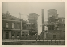 F000298 Kantoor en gebouwen van de Gasfabriek aan de Noordweg.