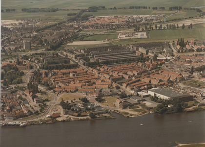 F014056 Luchtfoto - Buitenhaven Brunnepe Hanzewijk.