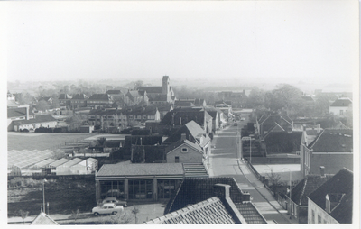 F016001 IJsselmuiden zicht vanaf toren van de Nederlands Hervormde Kerk, december 1967.