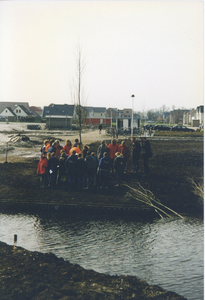 F016023 Boomplantdag 1998 in IJsselmuiden.