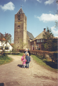 F016144 IJsselmuiden Nederlands Hervormde Kerk (voor de gemeentegids IJsselmuiden 1999/2000).