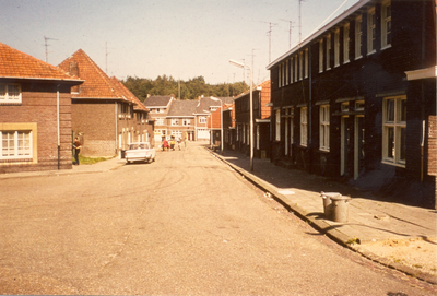 2004 Dwarsstraat