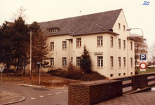 6244 Architectuur uit de 20e eeuw in de gemeente landgraaf; Voormalig Oud Mannenhuis t Klooster, gelegen aan de ...