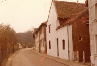6409 Beschermd dorpsgezicht Rimburg; beeld van de Lindegracht 2, 3, en 4 in Rimburg