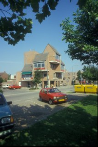 6671 Een kantoor en woningcomplex in Schaesberg