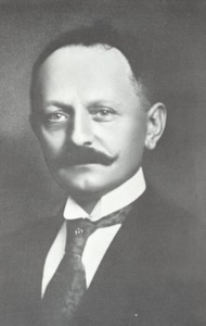 6719 Portret van de voormalige burgemeester J.W.M.Loyson van Nieuwenhagen in de periode van 1917 - 1928