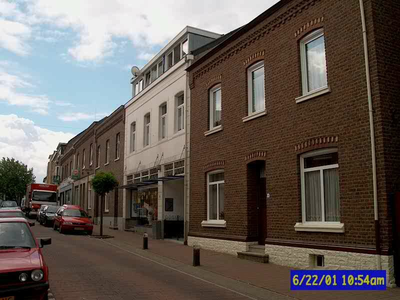 7082 Kerkstraat.