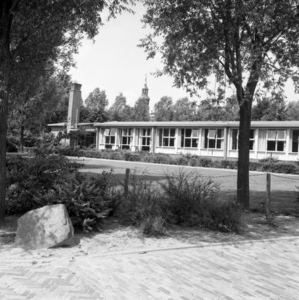 444 Lagere school De Schutsluis gezien vanaf de Willem de Zwijgerstraat te Blokzijl