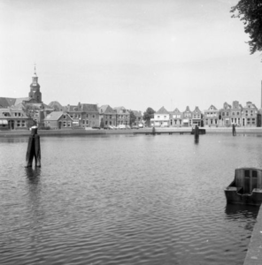 464 De Havenkolk , met zicht op de Bierkade en Zeedijk, te Blokzijl