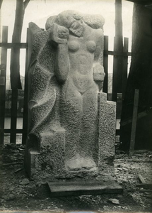 49 De eeuwige vrouw , tentoongesteld te Parijs, 1924/1925