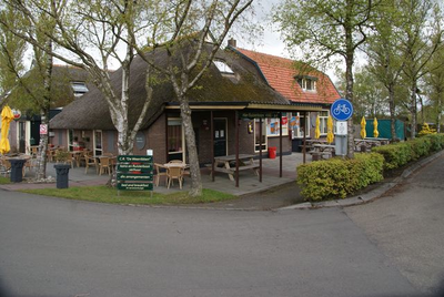 3937 Hoogeweg 9, Kalenberg: café-restaurant De Weerribben 