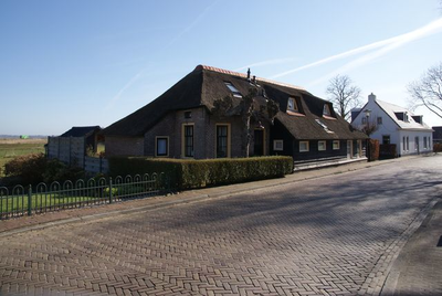 515 Kloosterweg 59 (l) en 61 (r), Sint Jansklooster