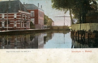 483 De sluis te Blokzijl omstreeks 1905, 1907