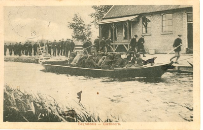711 Een begrafenis te Giethoorn omstreeks 1907,