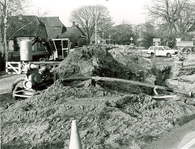 2028 Rioleringswerkzaamheden te Eesveen in 1985