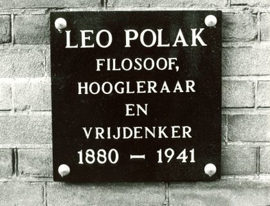 814 Gedenksteen in het pand Kornputsingel 16 te Steenwijk, aangebracht op 10 september 1986