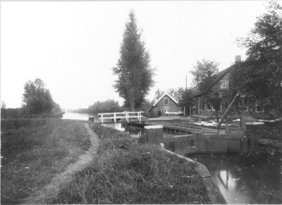  Sluis te Joostendam tussen Bijleveld en de Heycop, 1903