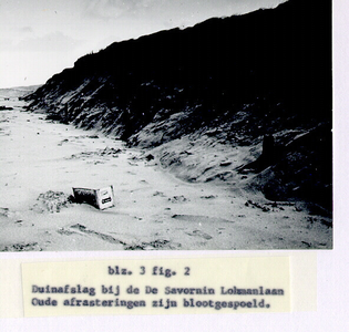 1588 Duinafslag bij de Savornin Lohmanlaan te 's-Gravenhage t.g.v. de stormvloeden in november en december 1973. Oude ...