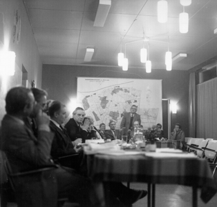 181 Vergadering van Delflands Districtbestuur Westland, 1982