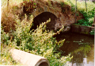 32 Duiker van de waterloop van de voormalige ondermolen van de Westpolder in Berkel, 1990