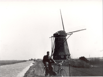 1693 De molen van de Woudse Droogmakerij, z.j. (1955?)