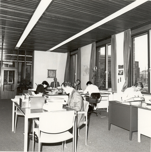 1823 Personeelsleden afdeling Financiën (comptabiliteit), 1981