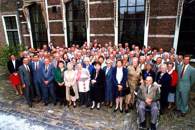 2229 Ontvangst van de oud-medewerkers en hun partner in het gemeenlandshuis te Delft d.d. 16 september 1992, 1992
