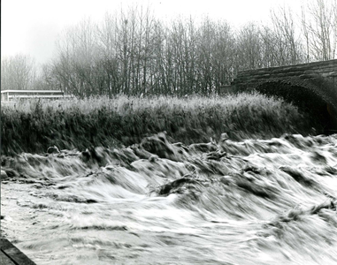 2507 De rioolwaterzuiveringsinstallatie in Maasland., 1980/februari/ 15