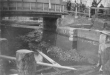 1249 De bouwput voor de keersluis 't Haantje aan het einde van de Kastanjewatering te Rijswijk., 1930