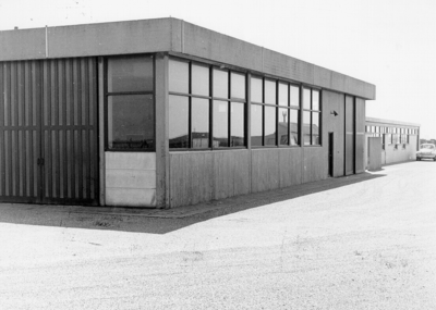 543 Het dienstgebouw Arendsduin te 's-Gravenzande, westzijde., 1975