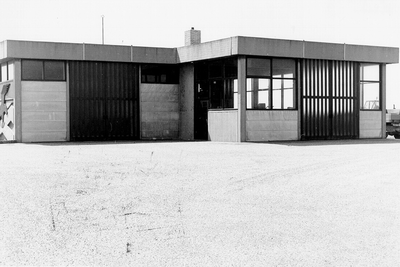 544 Het dienstgebouw Arendsduin te 's-Gravenzande, noordzijde., 1975