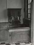 FOTO-000281 Waskeuken, ook wel spoelkeuken genoemd, gebouwd tegen het achterhuis op de binnenplaats van het g..., 15/9/1952