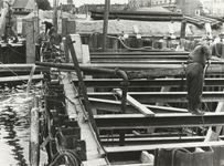 FOTO-000332 De Voorhouterbrug in aanbouw, 1963