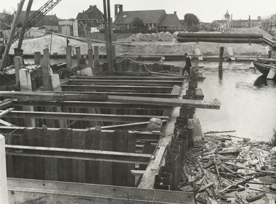 FOTO-000334 De Voorhouterbrug in aanbouw, 1963