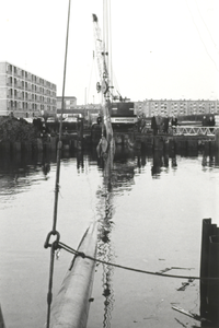 FOTO-001009 Aanleg rioolwater-transportleiding Leiderdorp-Leiden, 1970/1971