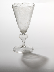 KGV-000119 Kelkglas, circa 1686