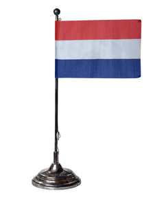 KGV_0192 Zilveren vlaggenstokje op zilveren voet met gegraveerde inscriptie, 1967