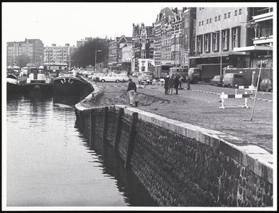 FOTO_00146 Verzakking van de Admiraliteitskade te Rotterdam, februari 1972
