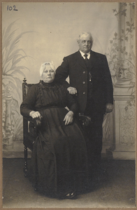 FOTO_00191 A. van der Dussen, heemraad van de polder Prins Alexander, met echtgenote, z.j