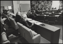 FOTO_00550 De eerste vergadering van de Verenigde Vergadering (algemeen bestuur) van het hoogheemraadschap ..., 28 maart 1990
