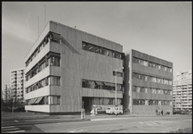 FOTO_00644 Het uitgebreide kantoorgebouw van Schieland aan de Willem Ruyslaan te Rotterdam, 25 november 1988