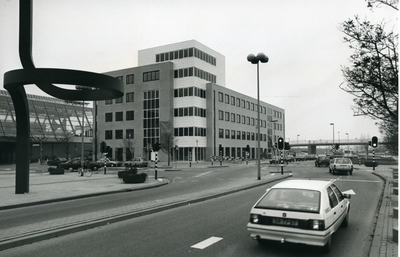 4792 - Dagelijks leven: in Lelystad is het Arbeidsbureau gevestigd Stationsplein 14 - op het Stationsplein staat het ...