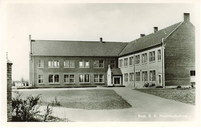 500010 Rooms Katholieke Huishoudschool, 1960