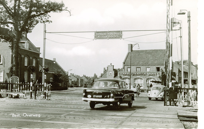 500172 Spoorwegovergang Hoofdstraat - Oirschotseweg, 1965
