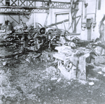 500218 Overblijfselen : de afgebrande gebouwen van sigarenkistjes fabriek De Ceder, 1956